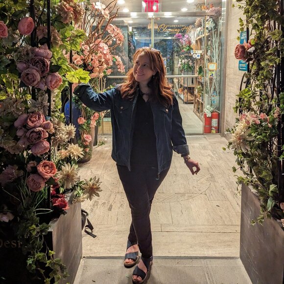 Meet your Posher, Kristi - Picture 2 of 2